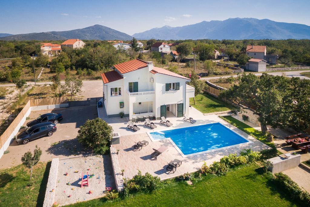 Villa Mery Sestanovac Exterior photo